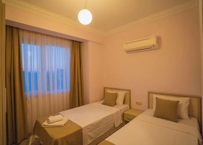 Oeluedenizde Genis Bahce Oezel Havuzlu Royal 11 Villa